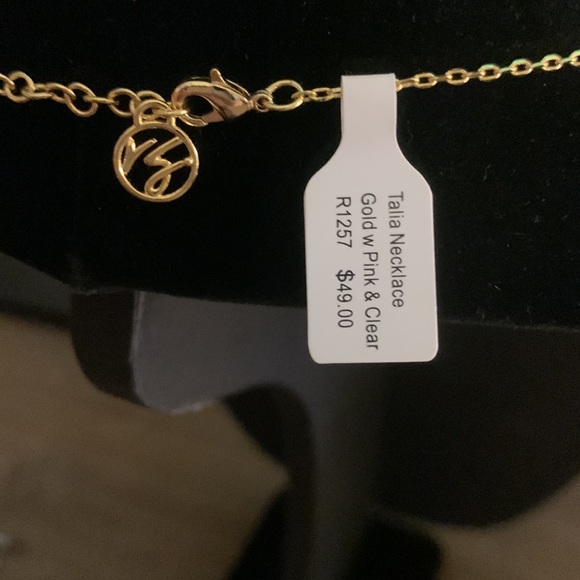 REAL SIMPLE STYLE TALIA NWT YELLOW GOLD-PLATED & PINK/CLEAR CRYSTALS NECKLACE - Picture 3 of 3